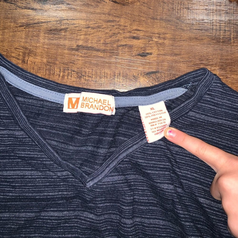 Michael Brandon T-shirt  XL. Dark blue.